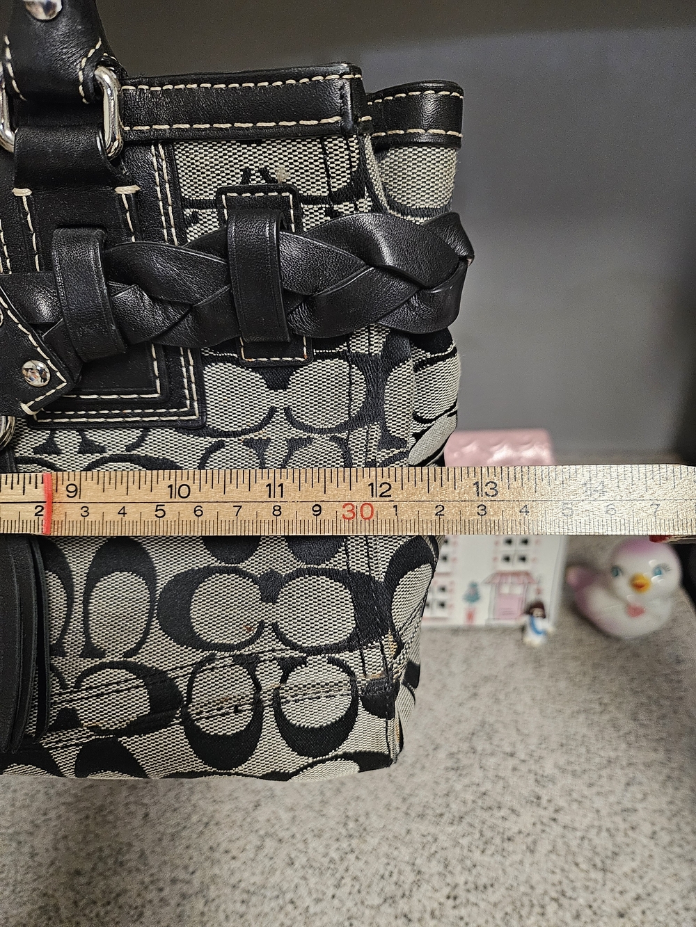 Coach Hampton Signature Handbag Model F13065 - Picture 12 of 14